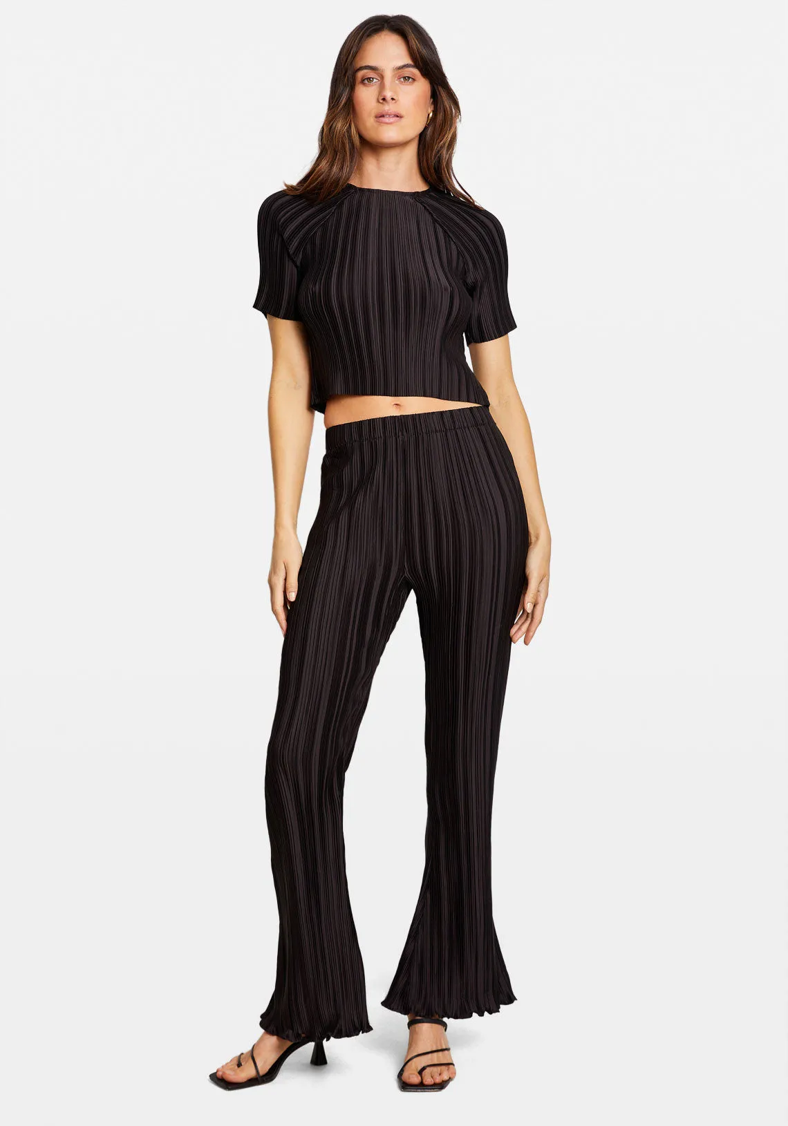 BOX PLEAT FLARE PANTS BLACK