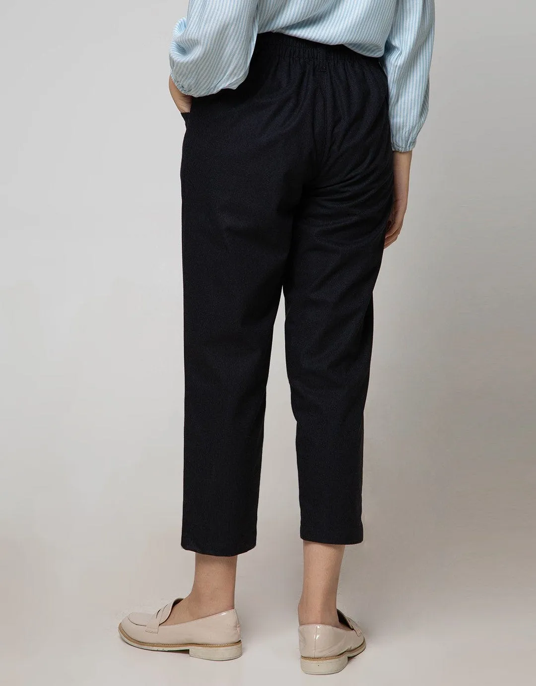 Details Long Pants Basic Woven (2 Pockets And Band On Waist)