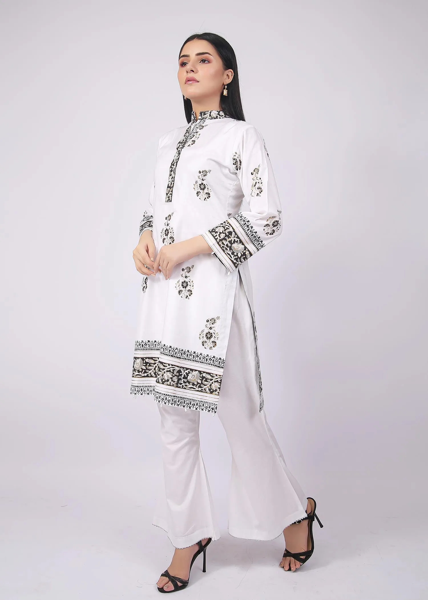 FashionPorters - Unstitched 3 Piece Block Printed Cotton Lawn Bright White Suit SUS22-RY11