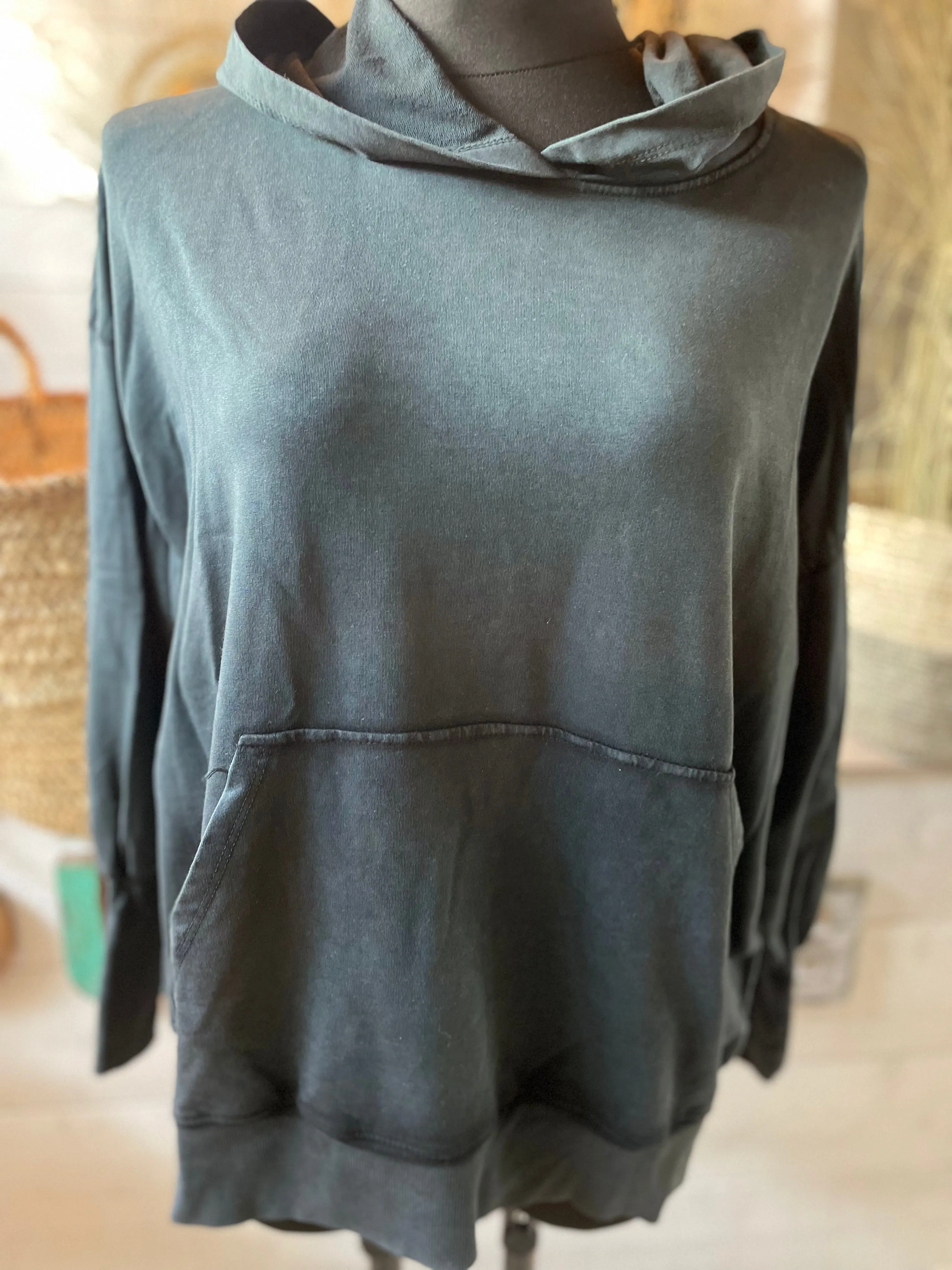 Hoodie mit Kapuze mit Tasche