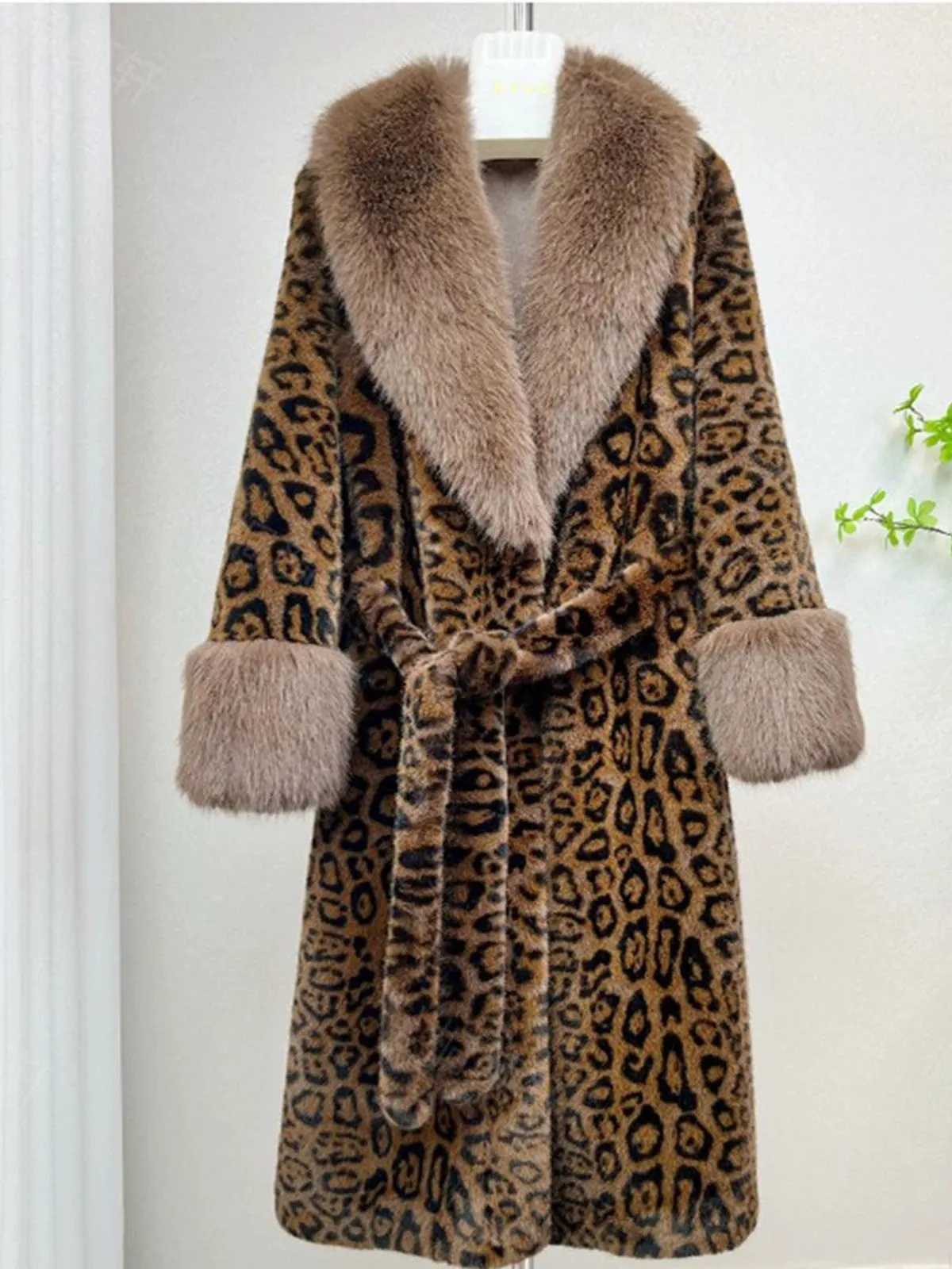 Lux Leopard Coat