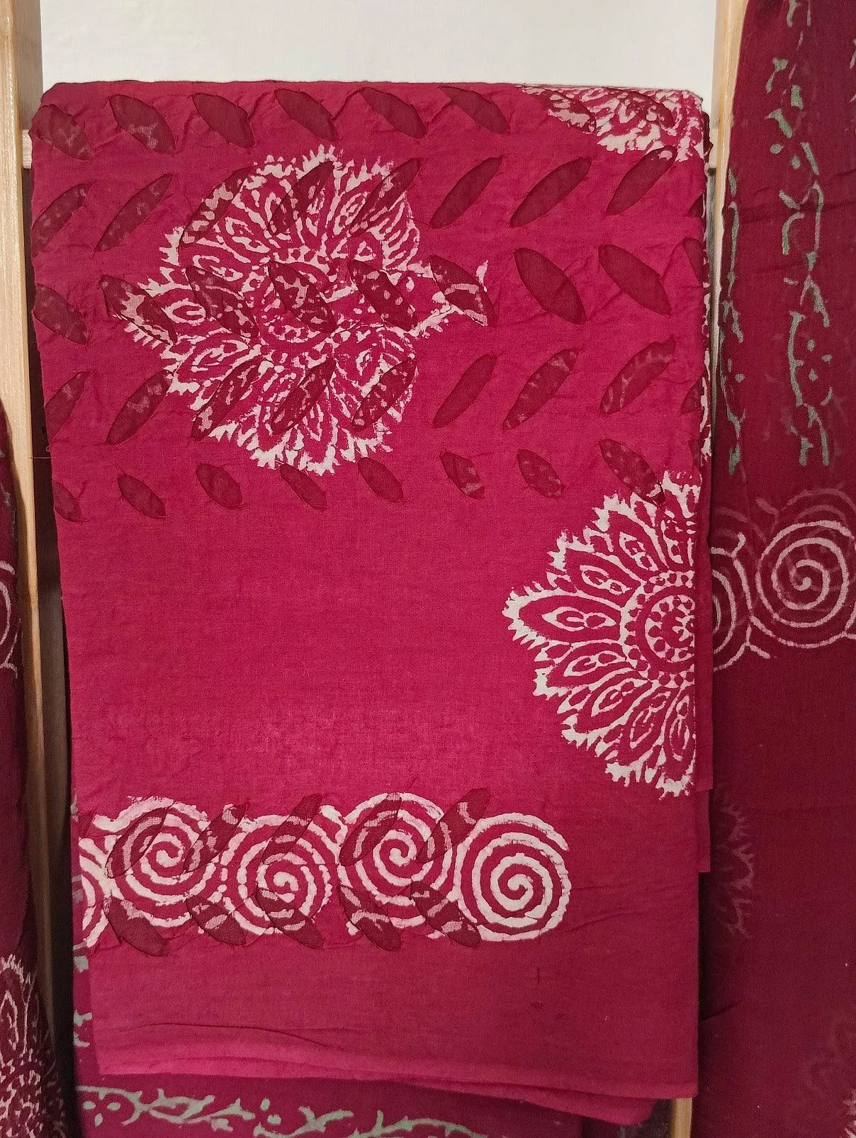 MAROON BLOCK PRINT APPLIQUE SUIT