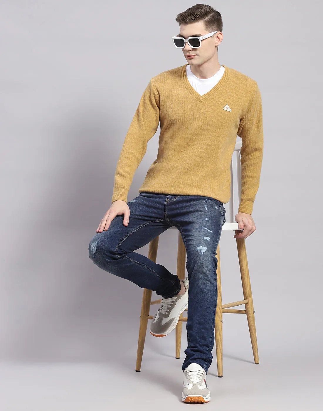Men Camel Brown Solid V Neck Full Sleeve Pullover