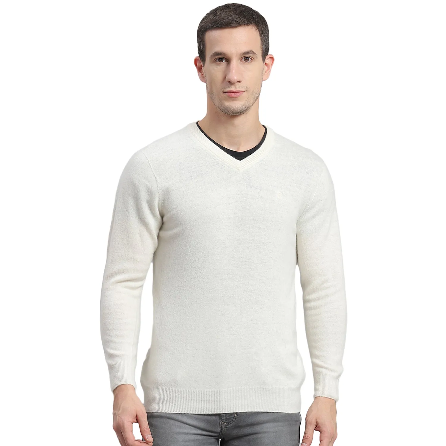 Men White Solid V Neck Full Sleeve Sweater
