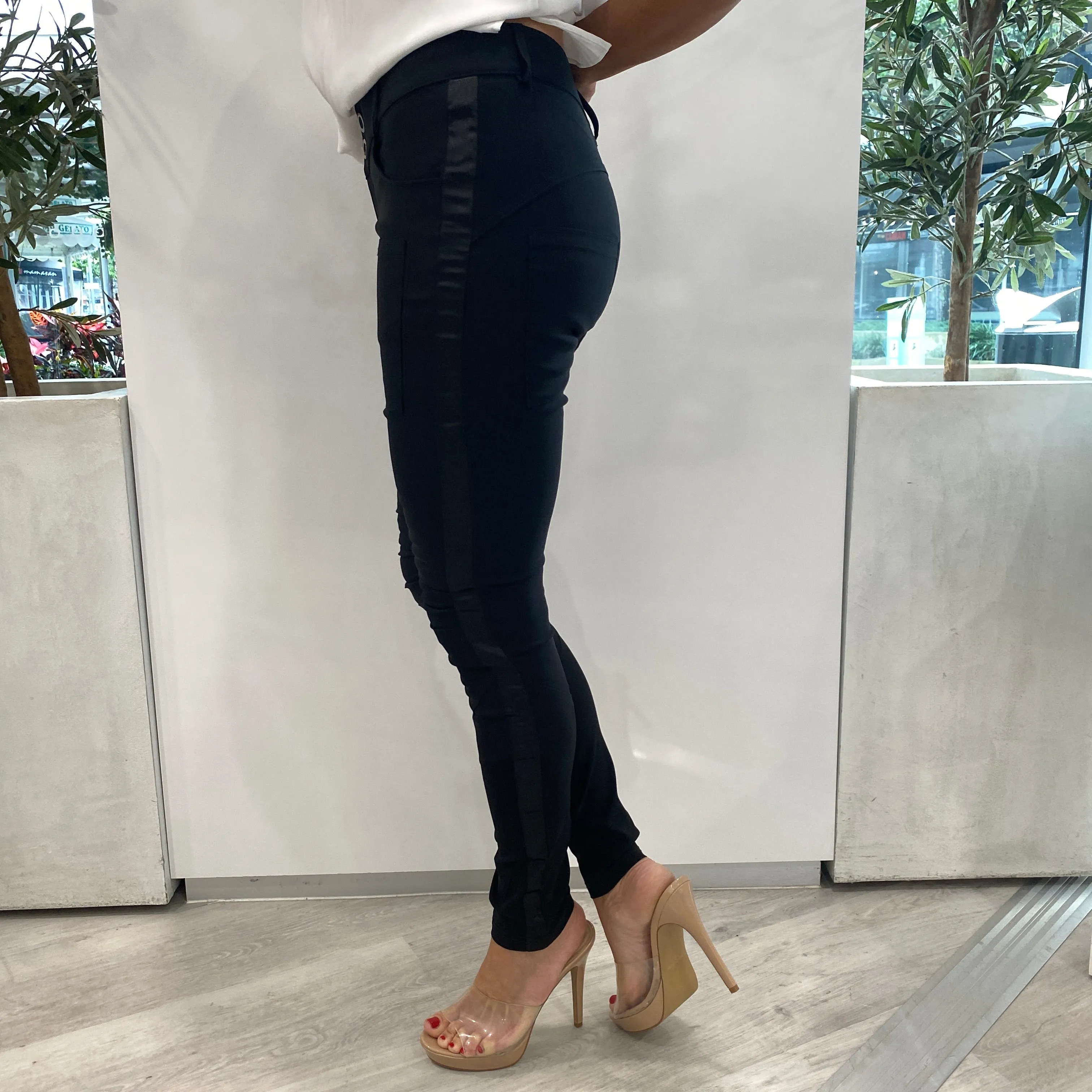 NÜ Nola Adrea Pants