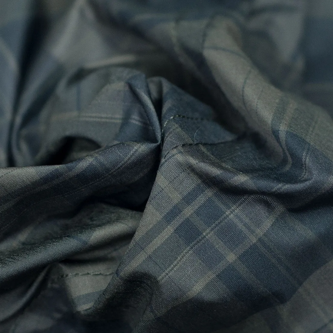 Stadium coat in brown plaid polyester with houndstooth wool lining