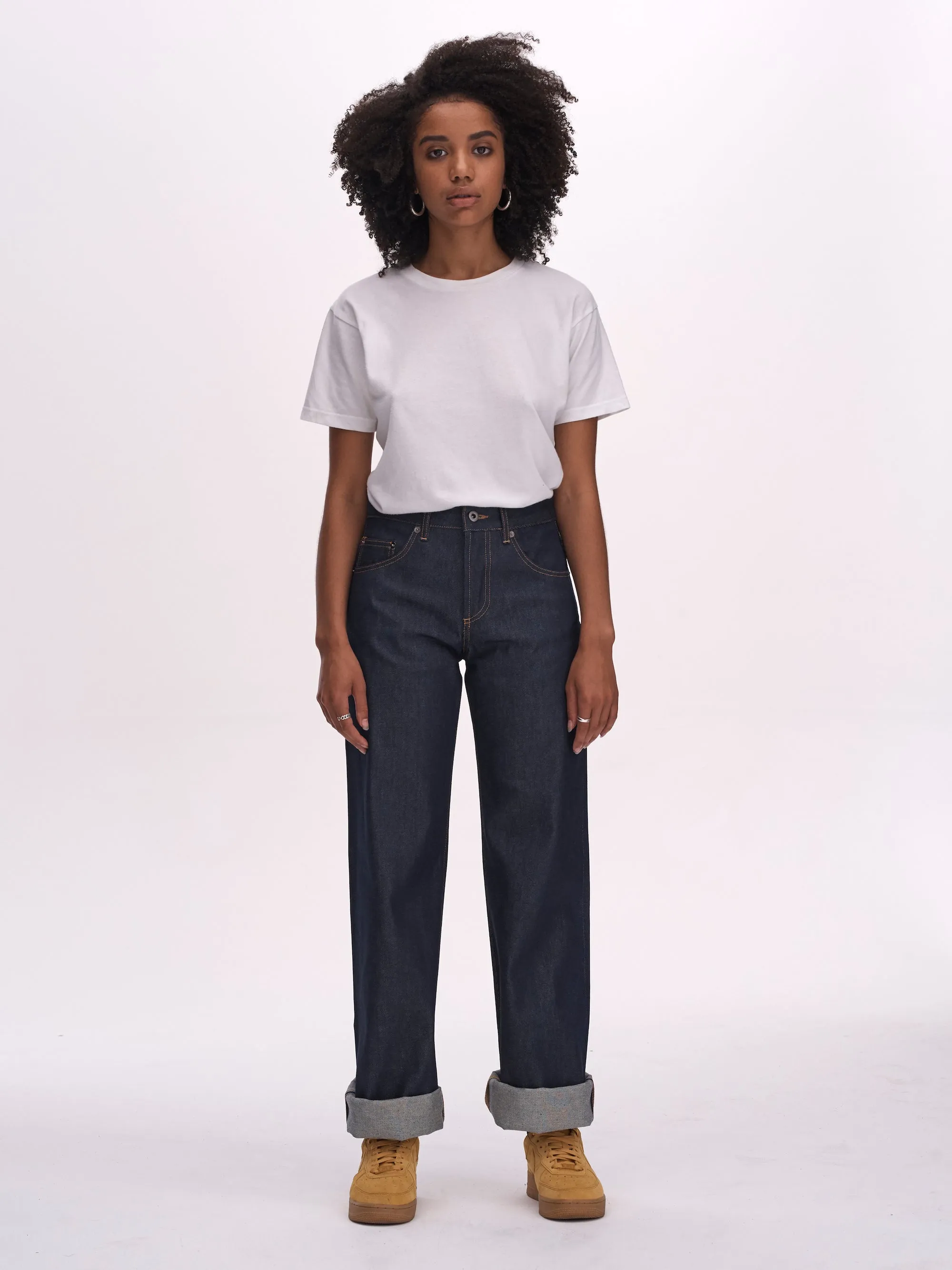 STRAIGHT JEANS SEQUEL