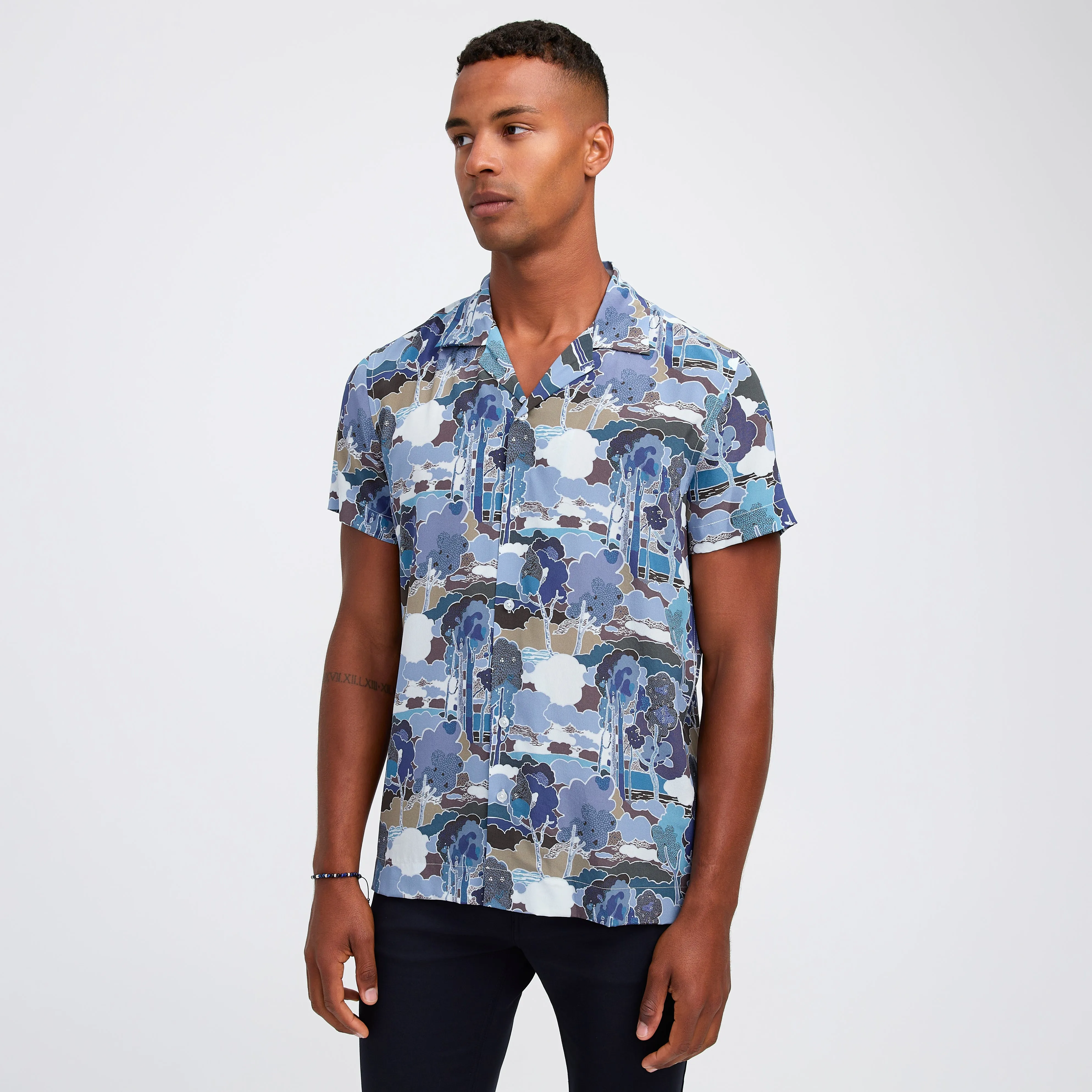 Tailored Fit Forest Printed Silk Short Sleeve Shirt Blue Combo