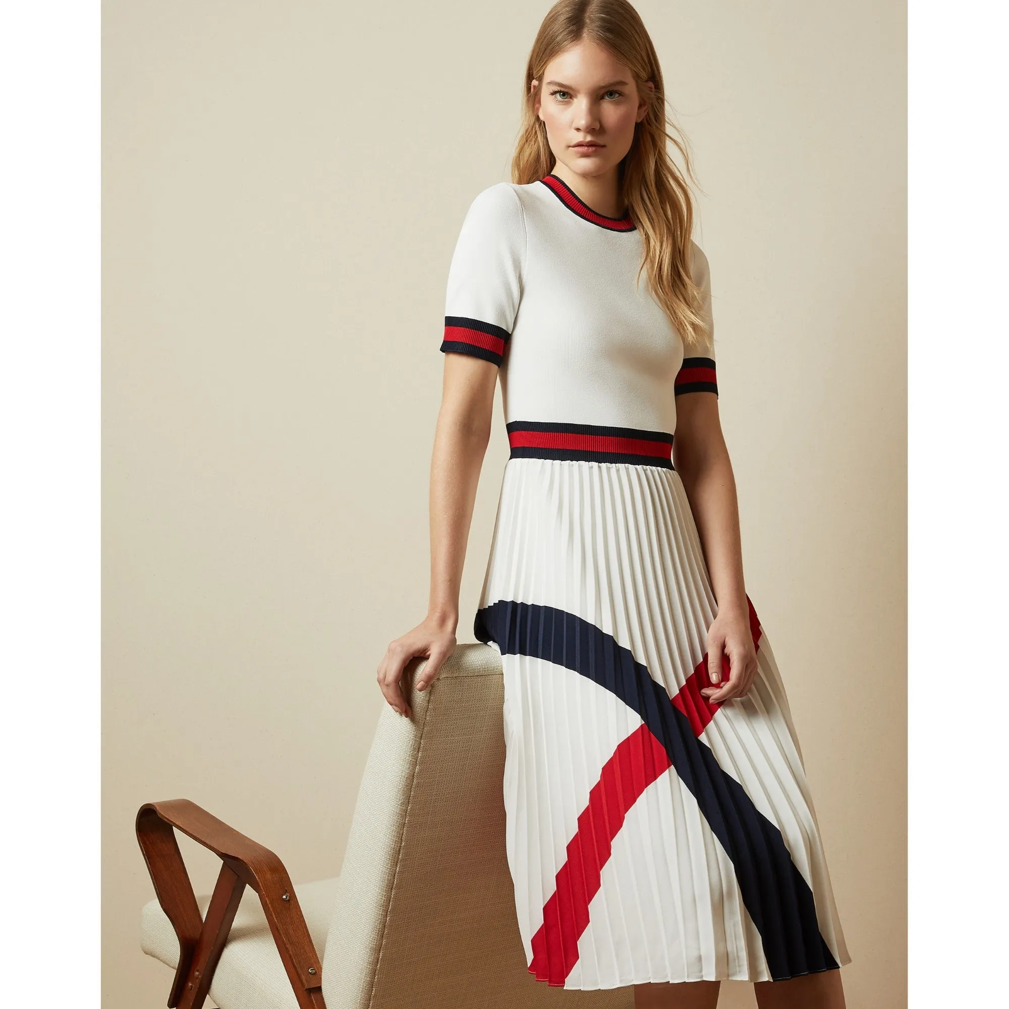 Women Fynlie-Knitted Dress With Pleated Skirt - Ivory
